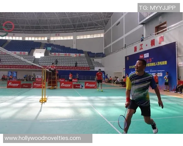 杭州羽毛球队防反战术解析与实战应用探讨 杭州羽毛球队防反战术解析与实战应用探讨