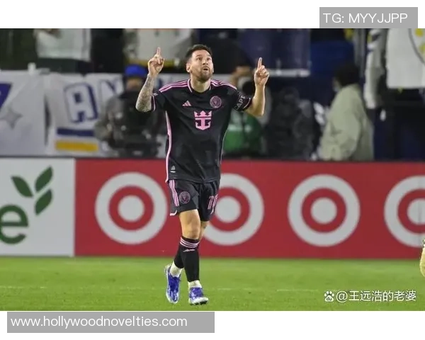 老外热议足球明星精彩瞬间视频直播引发全球关注与讨论